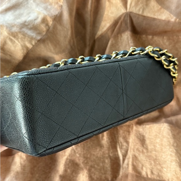 CHANEL Black Caviar Vintage Single Flap Jumbo GHW 24k plated - Picture 6 of 13